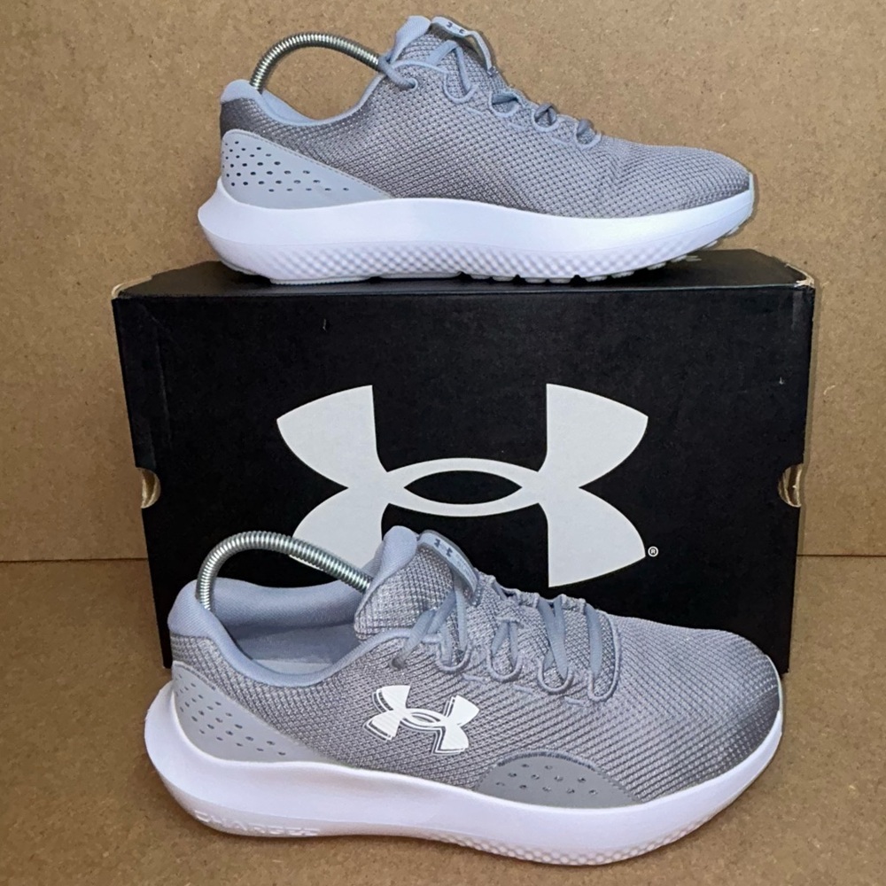 New Under Armour Surge 4 Men’s Running Shoes Size 13